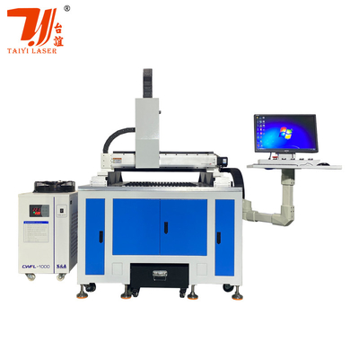 600*600mm آلة قطع ليزر الألياف الدقيقة ذات الحجم الصغير 1500W 2KW 3000W