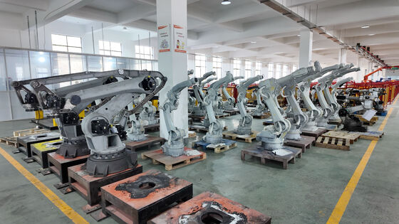 FANUC 6 محور روبوت الذراع التلقائي 3D آلة القطع بليزر الألياف لقطعة العمل ثلاثية الأبعاد من الفولاذ المقاوم للصدأ عاكس الضوء