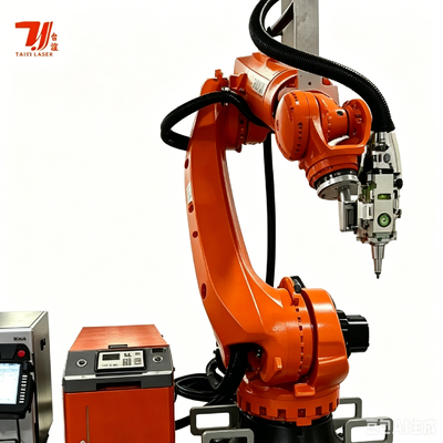 روبوت KUKA ذو 6 محاور 4000W معدات لحام ليزر IPG لحام ثلاثي الأبعاد المعقد للجمعات المعدنية